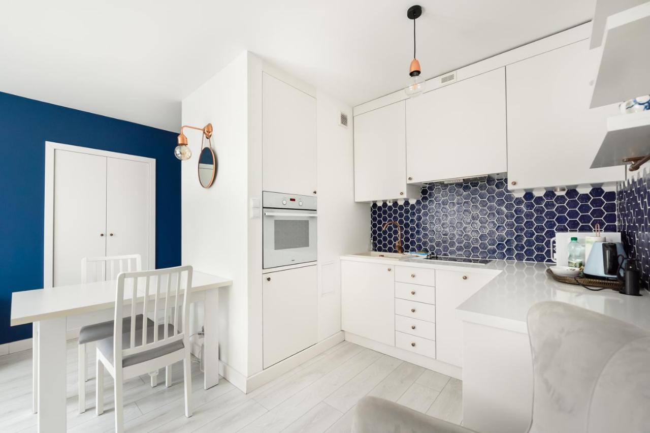 Zlota Blue Modern Studio Warszawa Exteriör bild